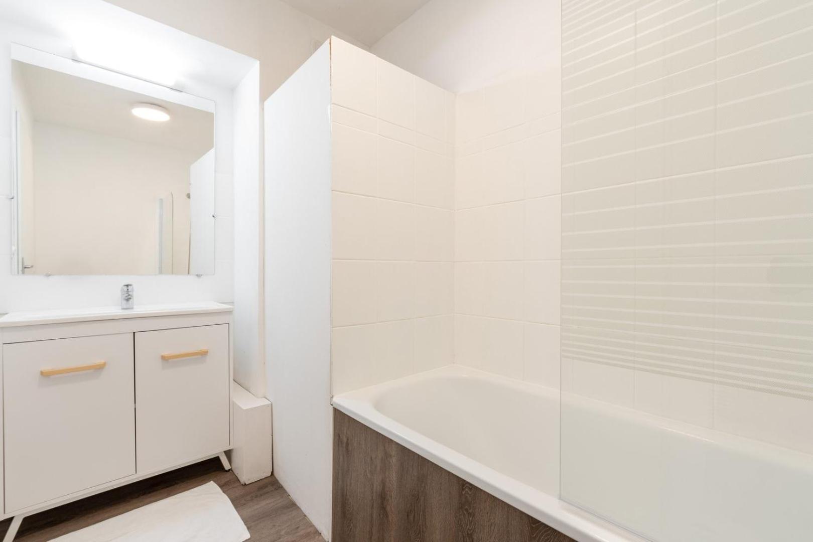 Nice Apartment Lille Balcony + Parking! Εξωτερικό φωτογραφία